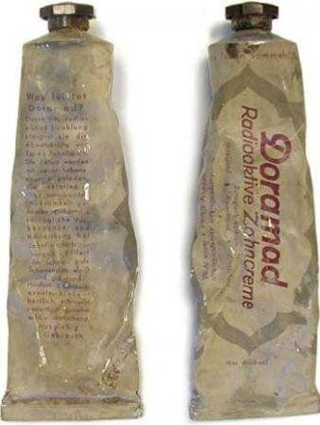 Horrific 20th Century Quack Medical Devices That Contained Radium ...